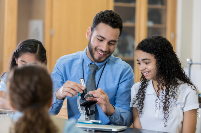 Role of Teachers in a Natural Science and Technology Classroom ...